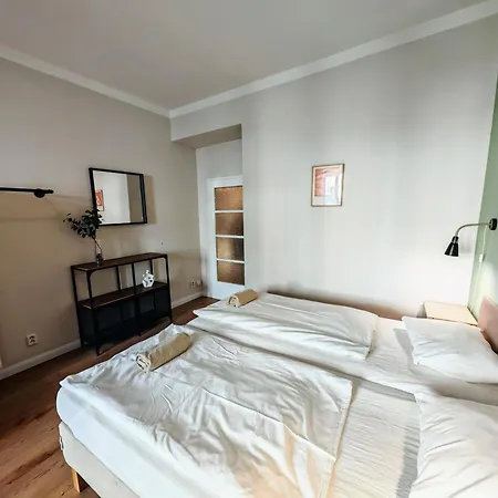Апартаменты Flat In Zizkov -102- Прага